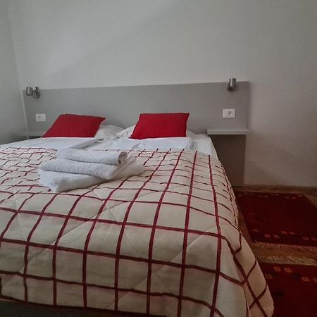 Sara Daire Mostar Dış mekan fotoğraf