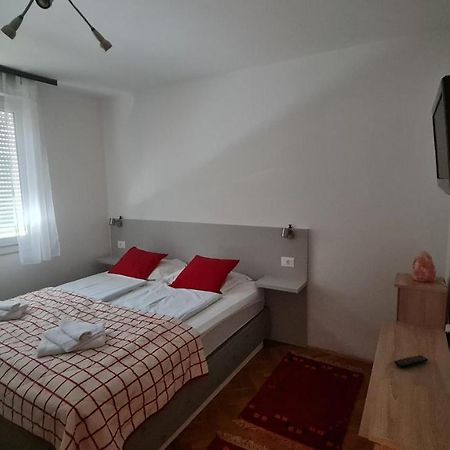 Sara Daire Mostar Dış mekan fotoğraf